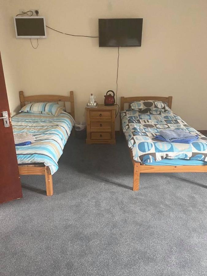 Bridge Bed & Breakfast Pendine